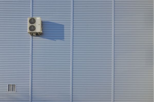 Cost of Flat Metal Siding Installation in Saint Cloud